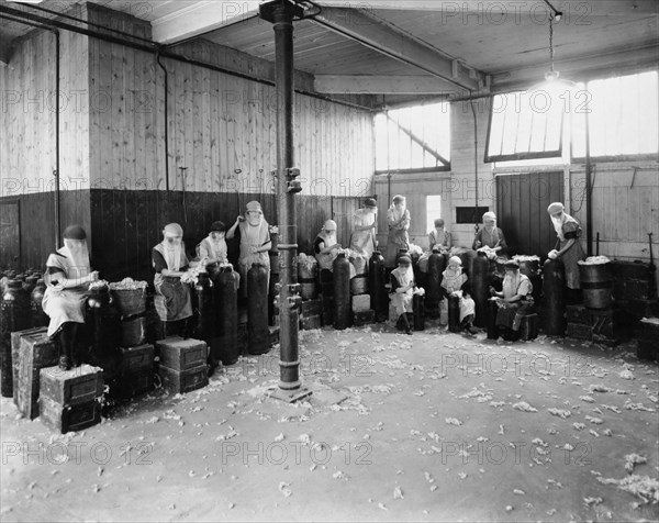 Men filling cylinders, photo Wakefields Photographers of Chiswick. London, England, 19th century