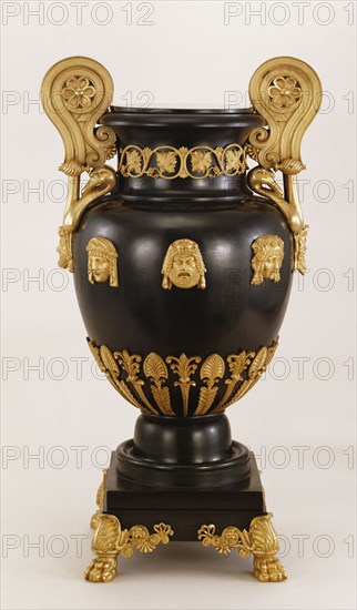 Hope, Vase en bronze et or moulu