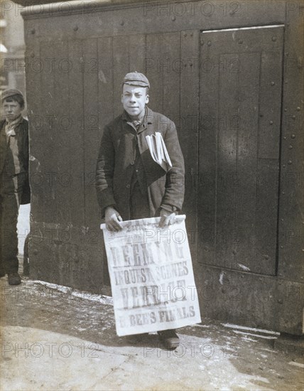 Scamell, Newspaper Boy