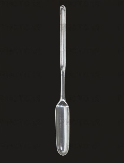 Marrow Scoop, by John Wirgman. London, England, mid-18th century