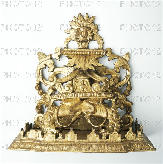 Wall bracket. England, 1695-1710