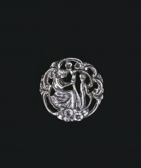 Button, by William Comyns & Sons. London, England, early 20th century