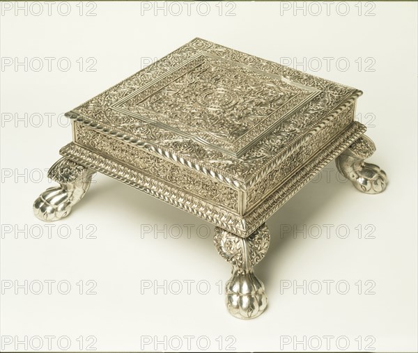 Footstool, by Chhaganlal and Vrajlal Tribhuvan.  Baroda, 19th century
