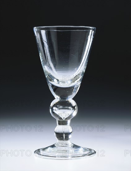 Drinking glass, by Ravenscroft. England, late 17th century