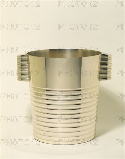 Electroplated champagne bucket. France, 1935