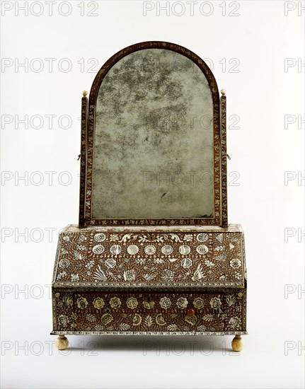 Mirror. Vizagapatam, India, mid-18th century