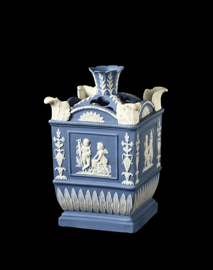 Vase, by Neale & Co. Hanley, English, 1786-87