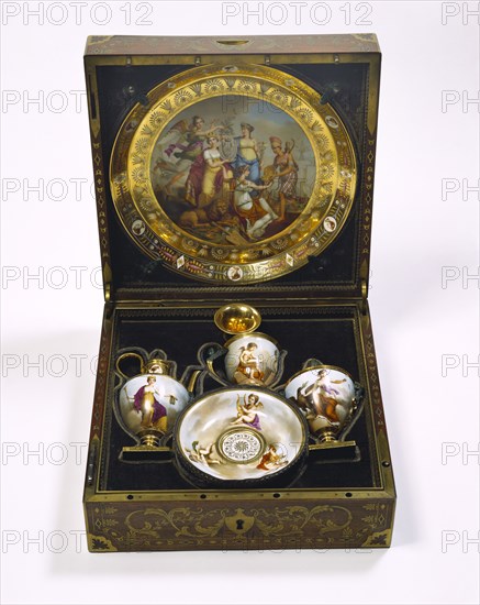 Dejeuner service in box. Paris, France, 19th century