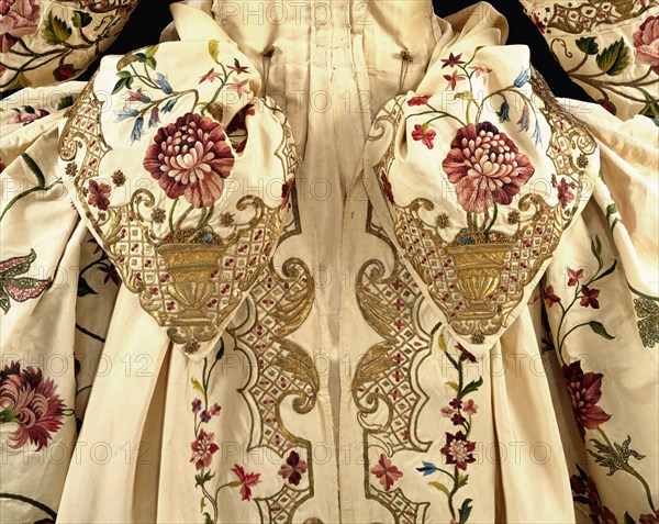 Mantua, detail. England, mid-18th century