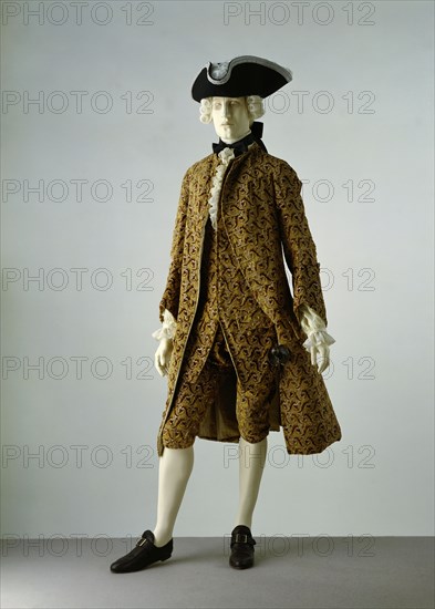 Formal coat, waistcoat and breeches. England, mid-18th century