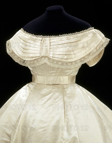 Wedding dress. USA, c.1865. 
Londres, Victoria & Albert Museum
Londres, Victoria and Albert Museum