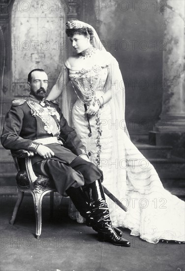 Grand Duke Mikhail of Russia and Countess of Torby, photo Lafayette Portrait Studios. London, England, 1902. 
Londres, Victoria & Albert Museum
Londres, Victoria and Albert Museum