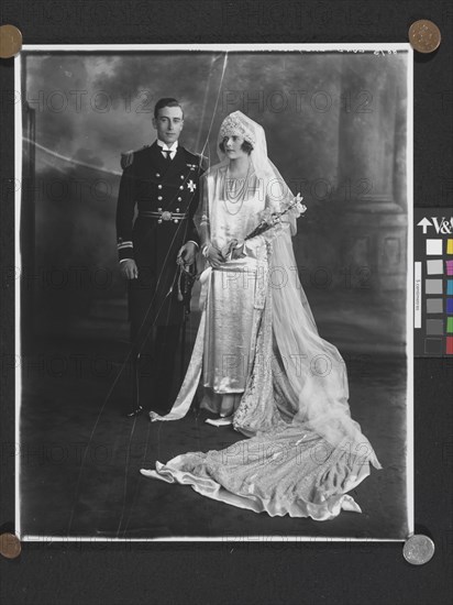 Lord and Lady Louis Mountbatten, photo Lafayette Portrait Studios. London, England, 1922. 
Londres, Victoria & Albert Museum
Londres, Victoria and Albert Museum