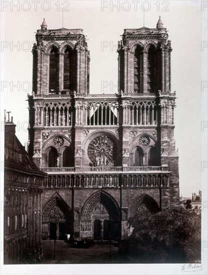 Baldus, Paris, la façade de l'église Notre-Dame