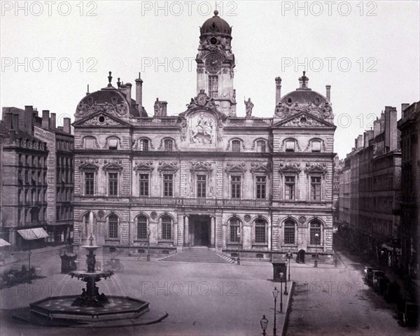 Baldus, Lyons Town Hall