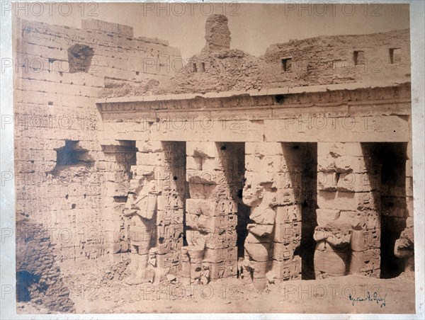 Le Gray Gustave, Egypte, Temple à Thèbes, les Cariatides