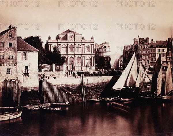 Le Gray Gustave, Le Havre, Voilier à quai et vue du musée