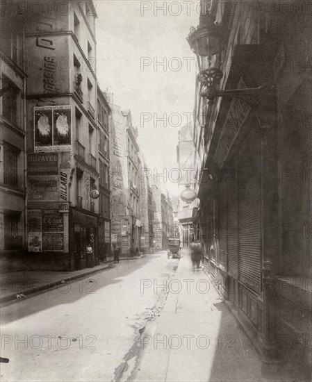 Atget, Paris, la rue Quincampoix entre la rue Rambuteau et la rue aux Ours