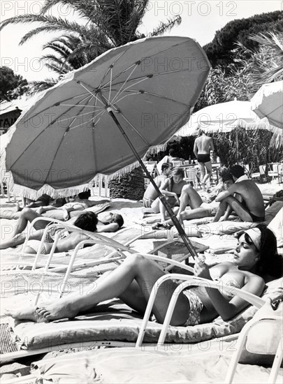 Bain de soleil dans les années 60