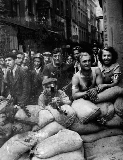 Fighters on the barricades in Paris, August 1944