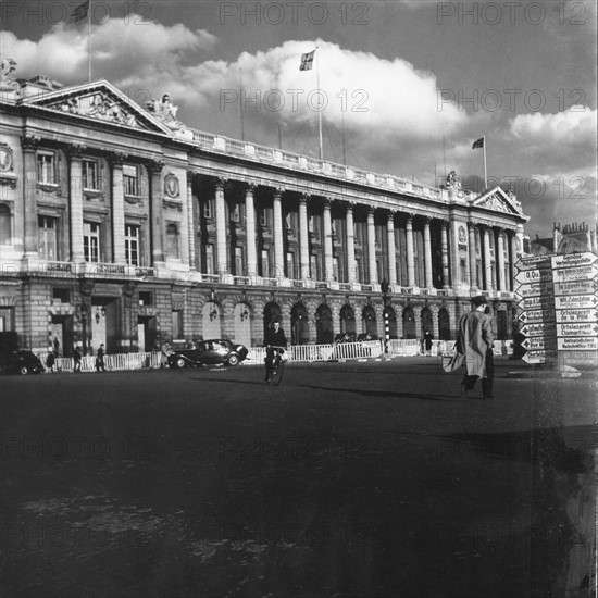 Scene of Liberation of Paris, Place de la Concorde (August 1944)