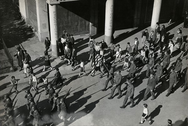 American troops parading during the Liberation (August 1944)