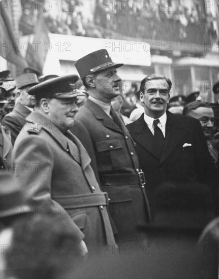 French General de Gaulle and Winston Churchill, during the Liberation of Paris (August 1944)