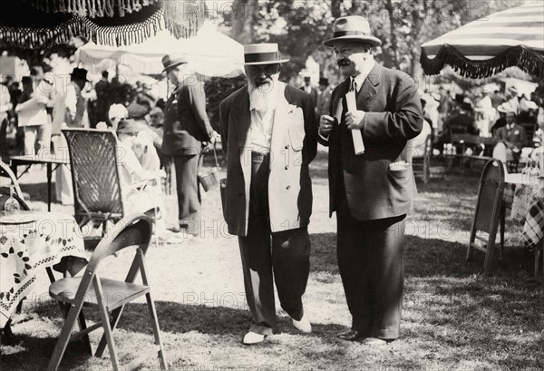 Tristan Bernard à Deauville, 1937