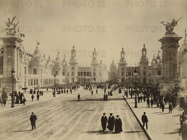 Paris. Exposition Universelle de 1900. Perspective des Invalides.