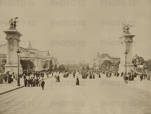 Paris. 1900 World Exhibition. View of the Avenue Nicolas II.