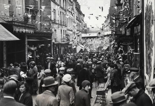 Auvergne-style party and inauguration of a square in Paris