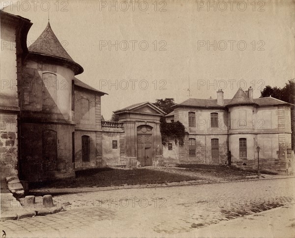 Atget, Former castle of Bazin de la Bazinière in Issy-les-Moulineaux