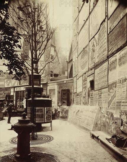 Atget, Fountain and pissoir in Paris