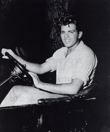 Entertainment News - April 2, 1959