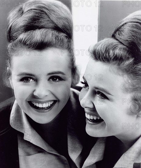 Entertainment News - May 10, 1963
