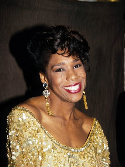DAWNN LEWIS