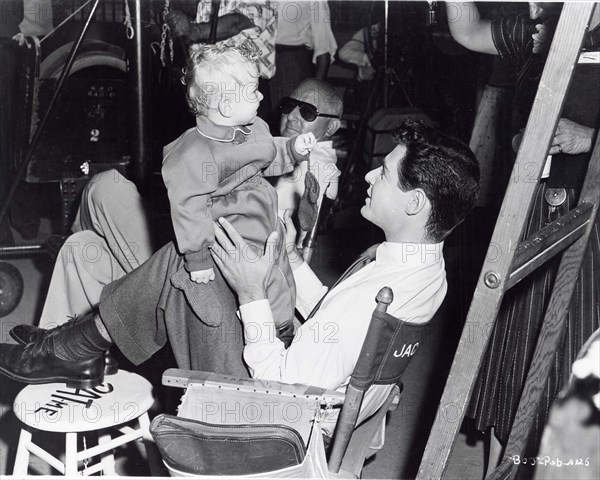 Entertainment News - Feb. 17, 1956