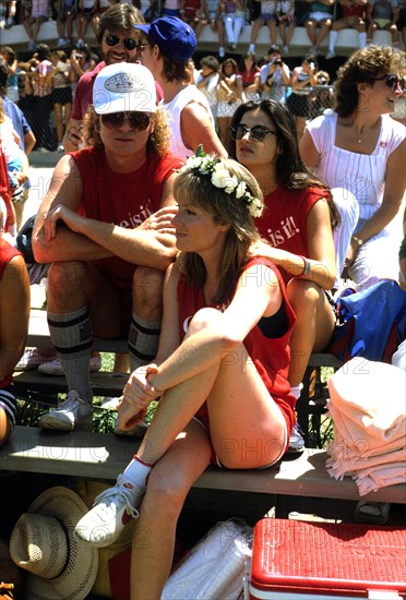 Demi Moore, Tony Geary, & Sharon Wyatt