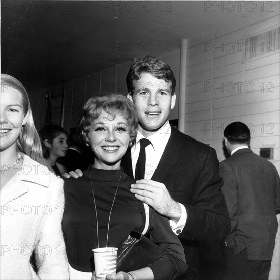 Ryan O'Neal and Joanna Moore