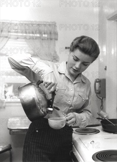 Dolores Hart - Hollywood Actress Turned Nun