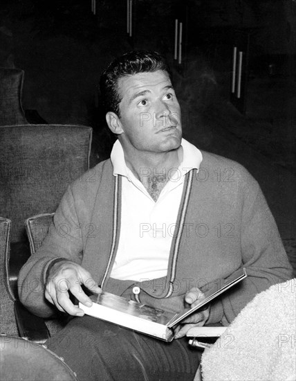 James Garner Jo