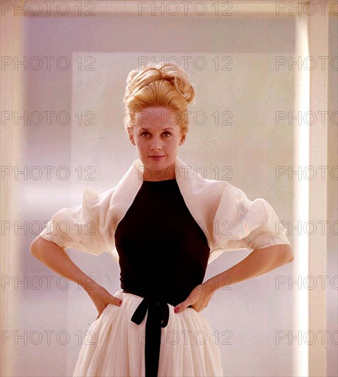 Tippi Hedren 2 Tone