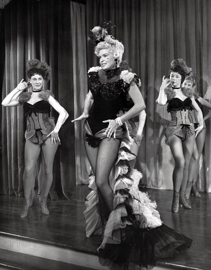 Film still of Jayne Mansfield on stage in The Sheriff of Fractured Jaw