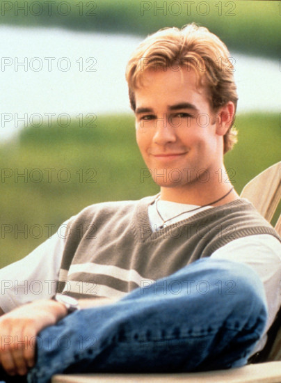 JAMES VAN DER BEEK (March 8, 1977 - February 11, 2026) was an American actor known for his portrayal of Dawson Leery on The WB's 'Dawson's Creek' (1998–2003). On August 31, 2023, Van Der Beek was diagnosed with colorectal cancer, but did not make his diagnosis public until November 2024. He died on February 11, 2026, aged 48. FILE PHOT SHOT ON: October 1, 1998: JAMES VAN DER BEEK on the set of 'Dawson's Creek'. (Credit Image: © Globe Photos/ZUMA Wire)