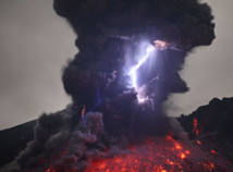 Volcanoes: when the Earth shakes